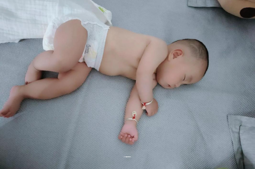 揭阳没满月的宝宝